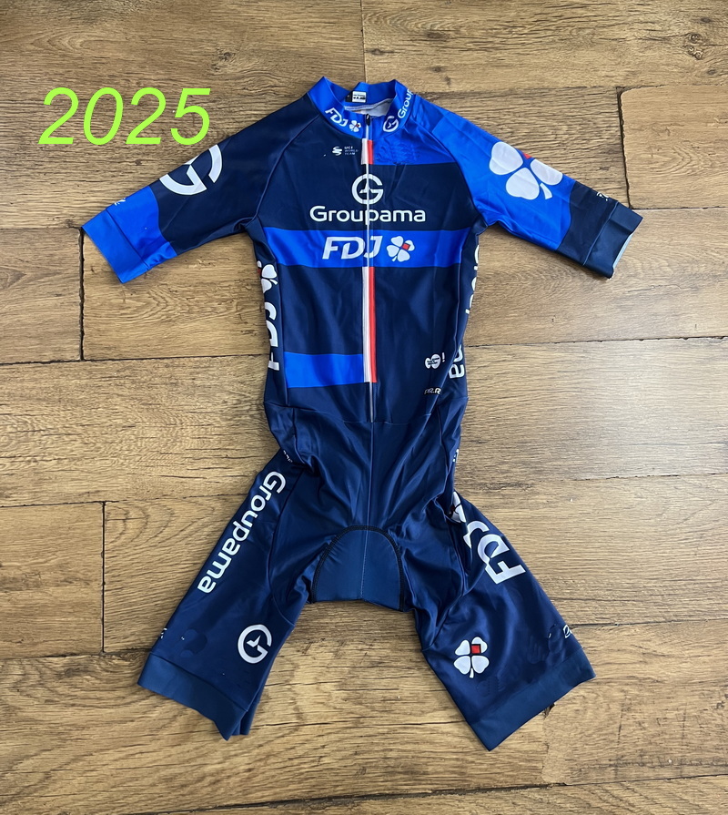 Combinaison découpée au LASER  - Cycling Gear Material avis et prix